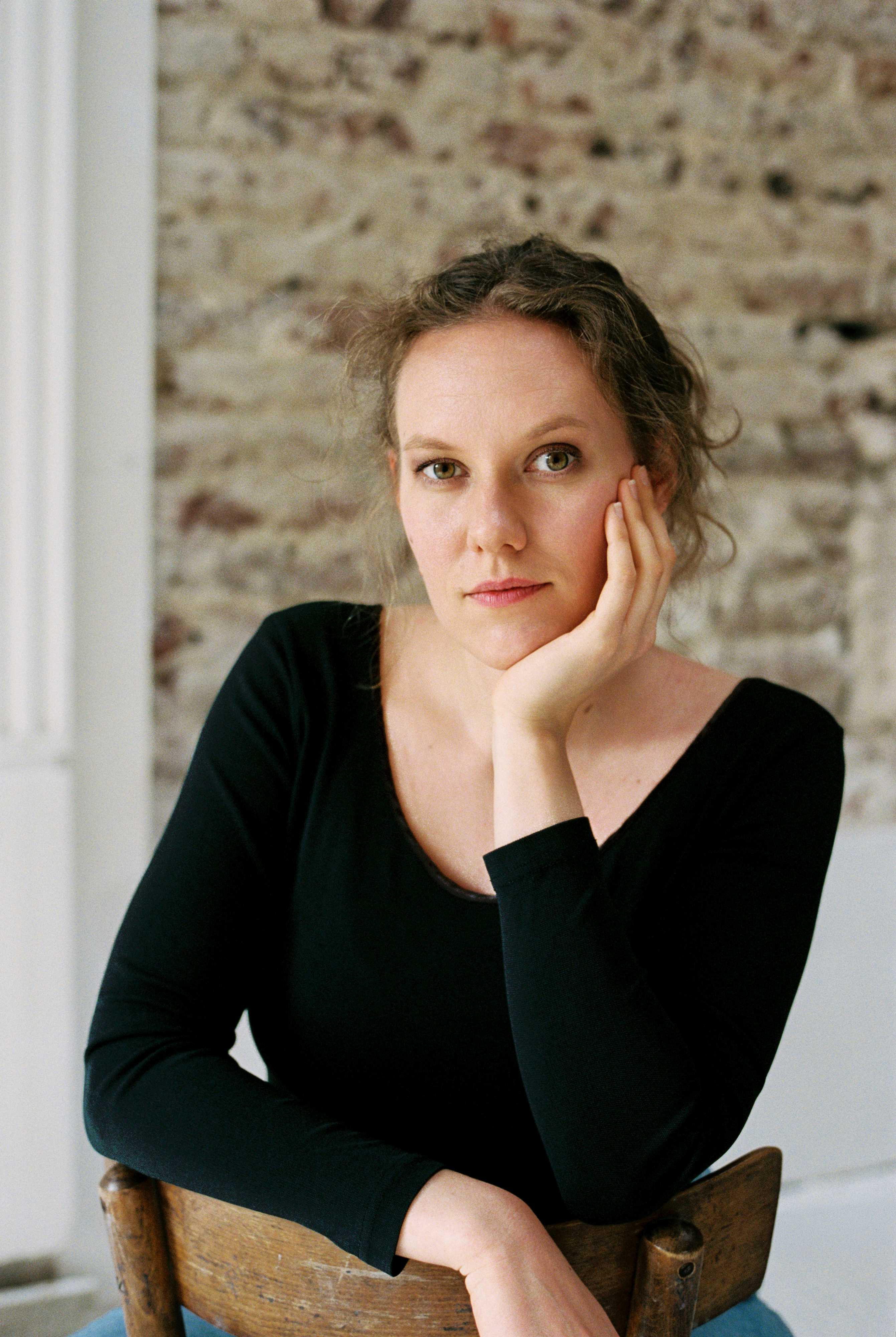 Porträt der Autorin Lina Thiede