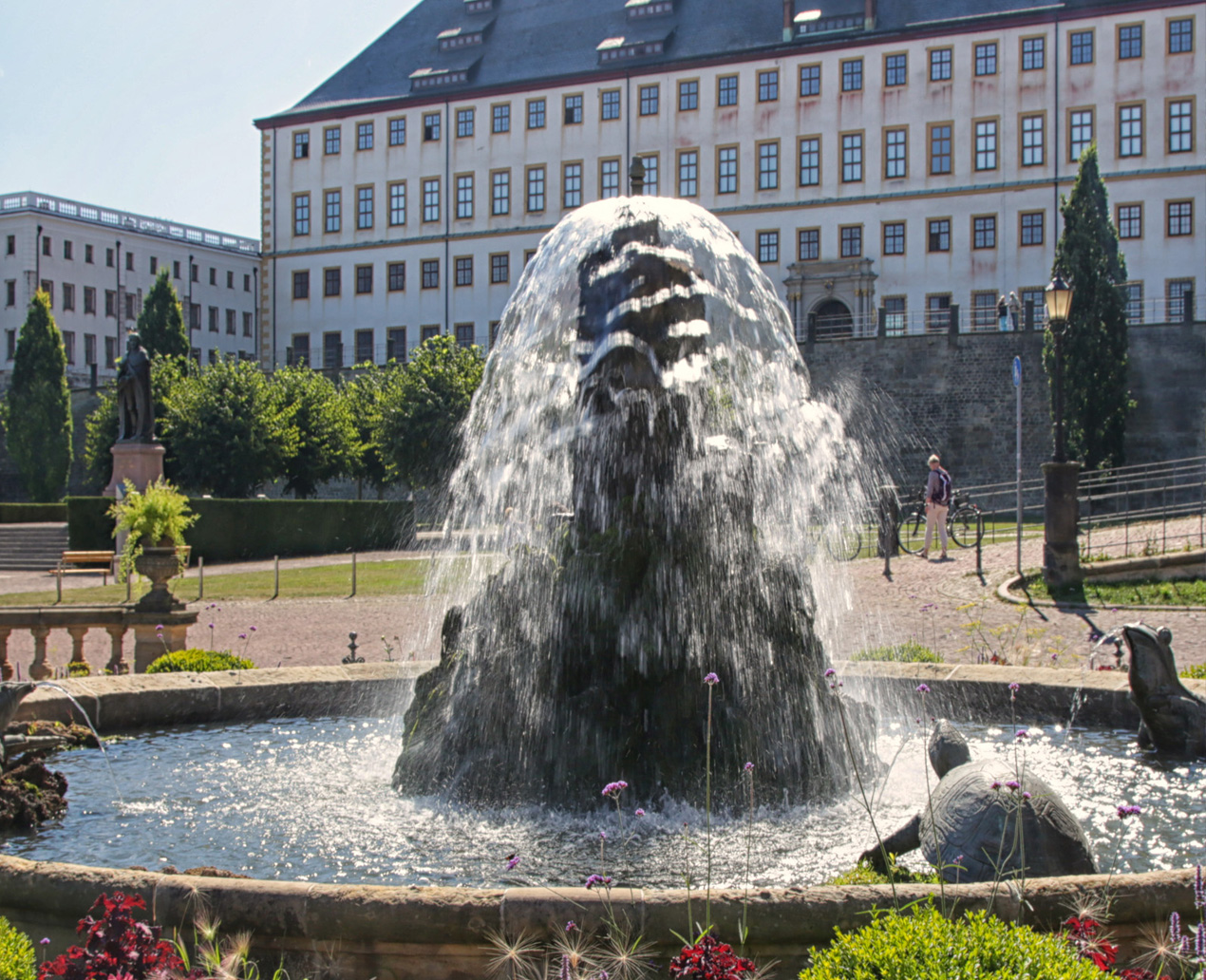 Rundgang „Schiller verliebt und Goethe gelehrsam in Gotha“ © Thomas Mallin Rundgang „Schiller verliebt und Goethe gelehrsam in Gotha“ © Thomas Mallin